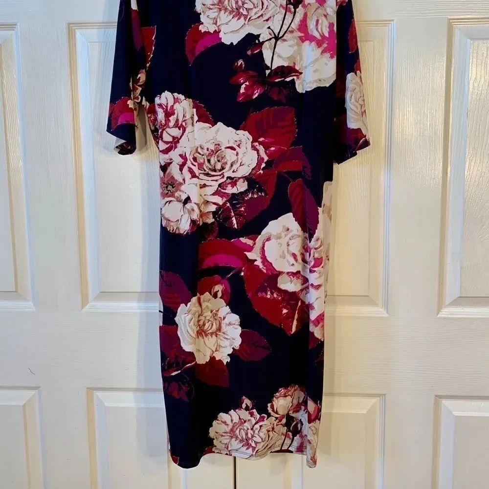 FLIRTY LOW MAINTENANCE NAVY FLORAL DRESS XL - Picture 7 of 7